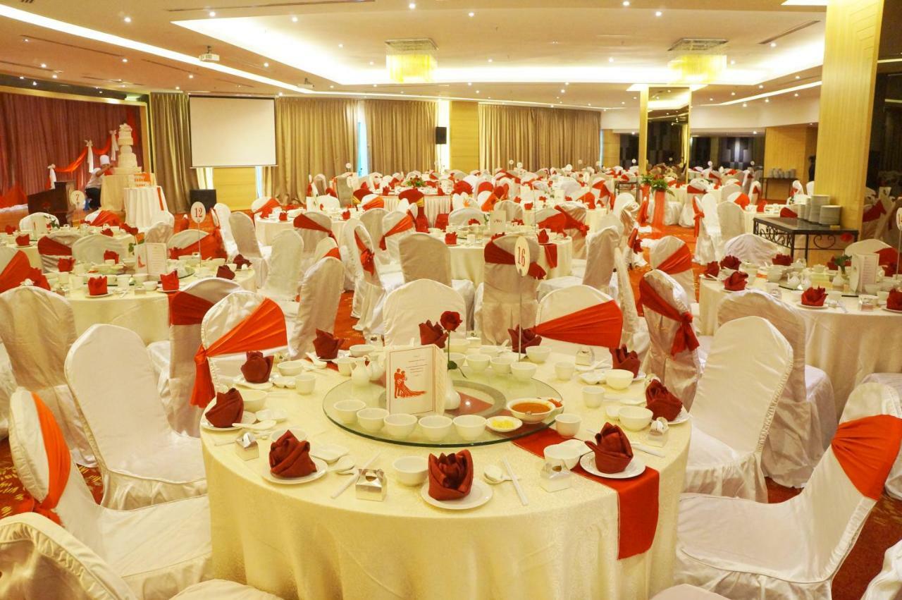 Sabah Oriental Hotel Kota Kinabalu Exterior foto